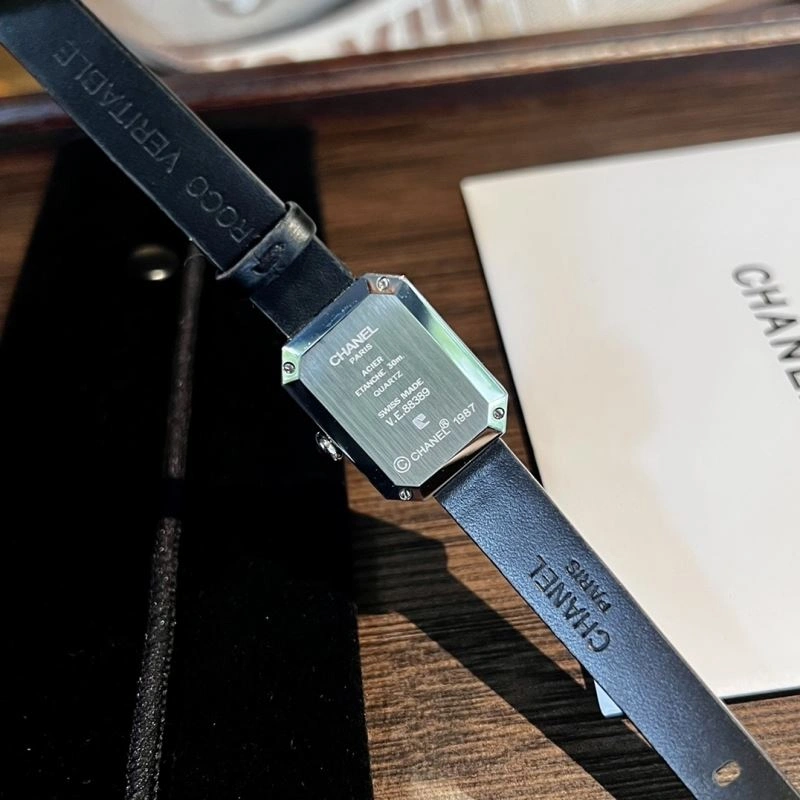 TimelessDesign CHANEL Watches 181423