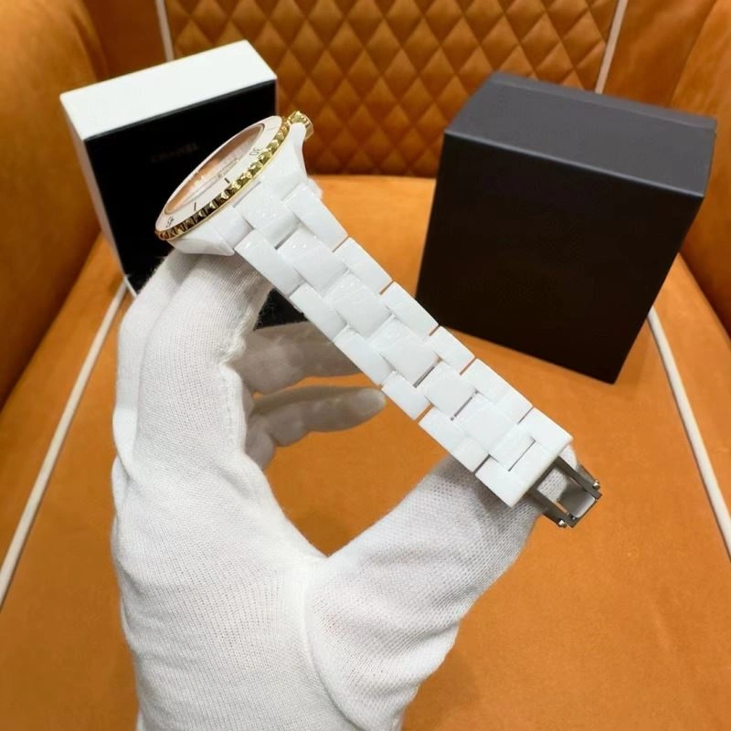 Chic CHANEL Watches 181317