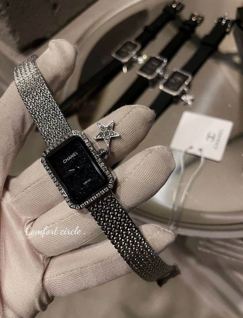 CHANEL Watches Bold 181323