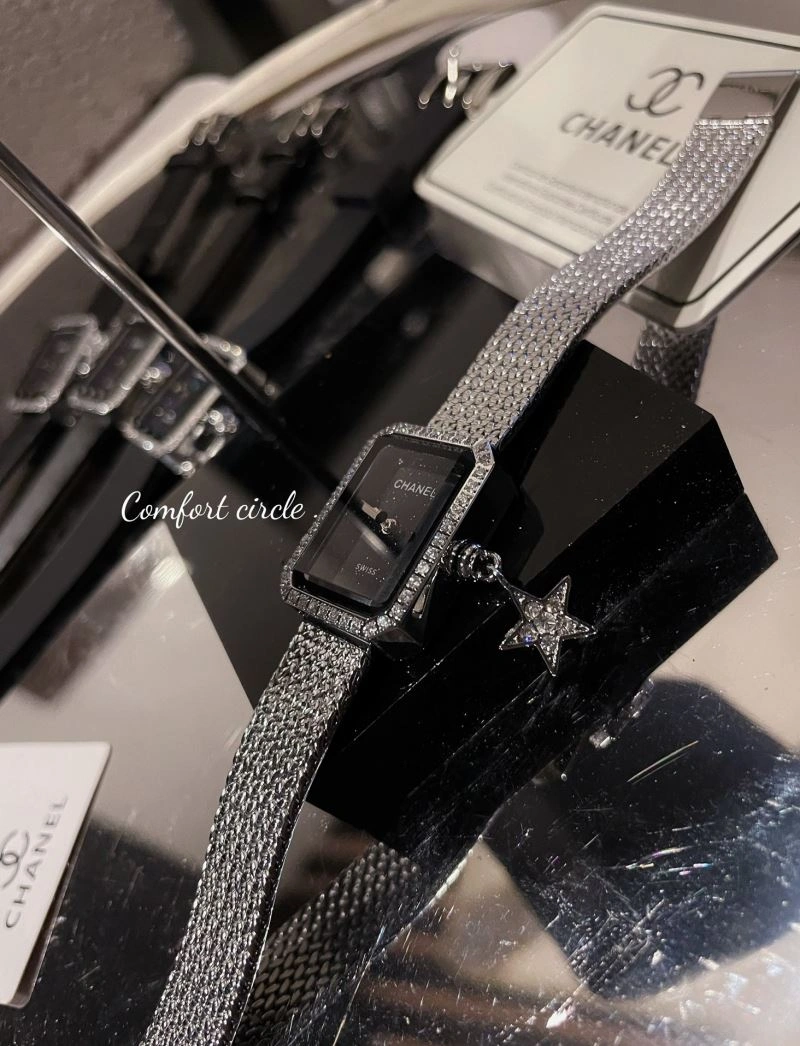 CHANEL Watches Bold 181323