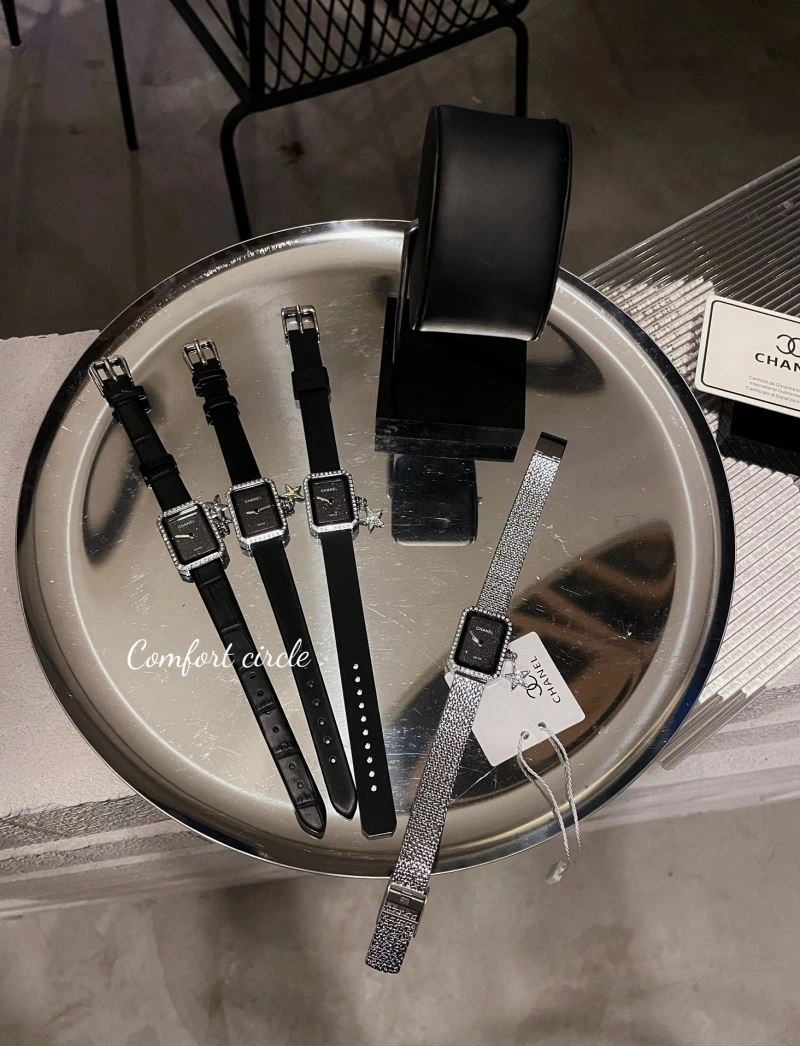 CHANEL Watches Bold 181323