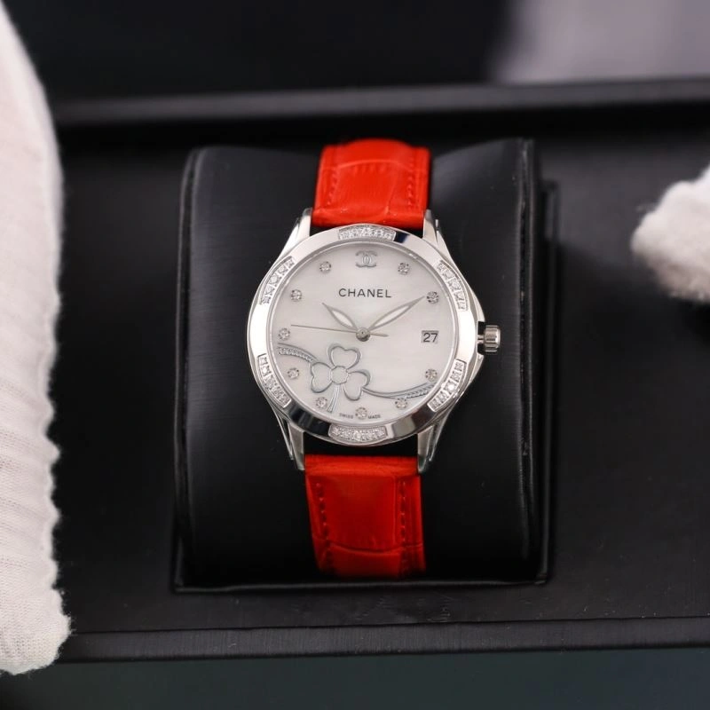 Effortless CHANEL Watches 181339