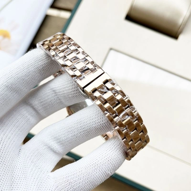 Unisex CHANEL Watches 181340