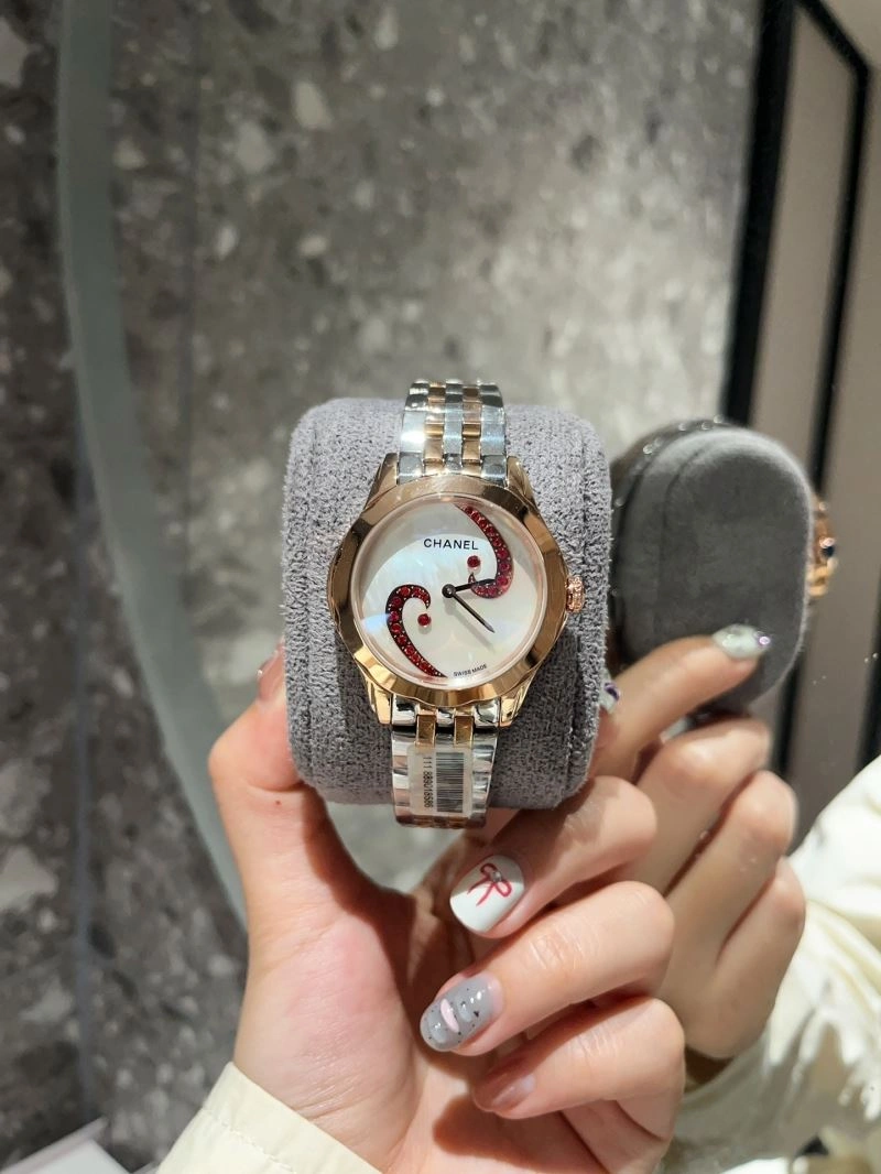 Popular CHANEL Watches 181337