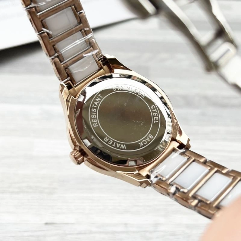 Flexible CHANEL Watches 181325