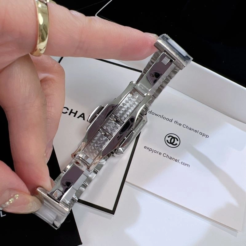 CHANEL Watches Attractive 181314