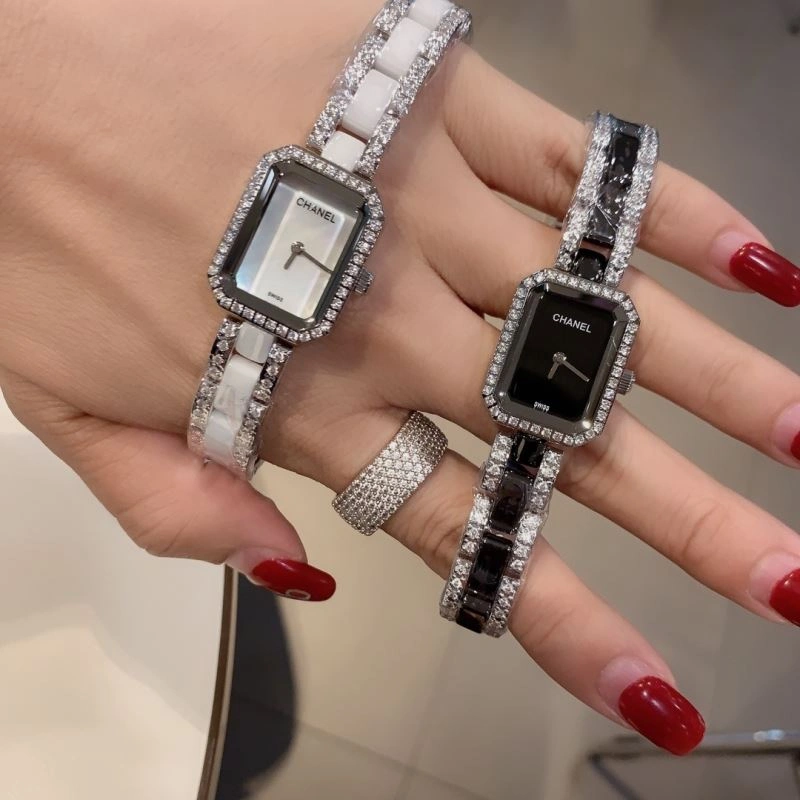 TravelReady CHANEL Watches 181318