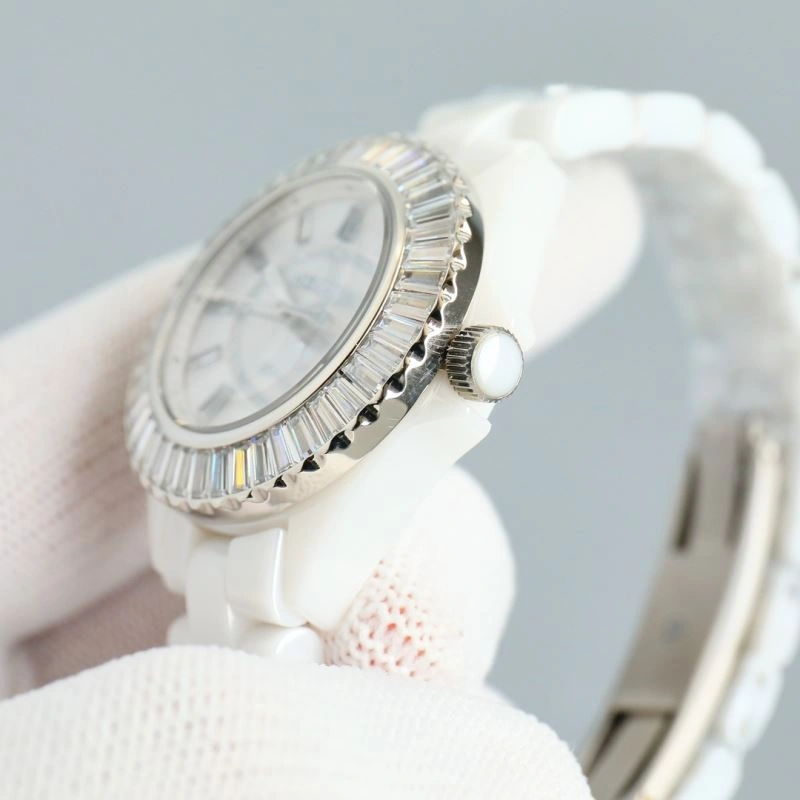FreshLook CHANEL Watches 181324