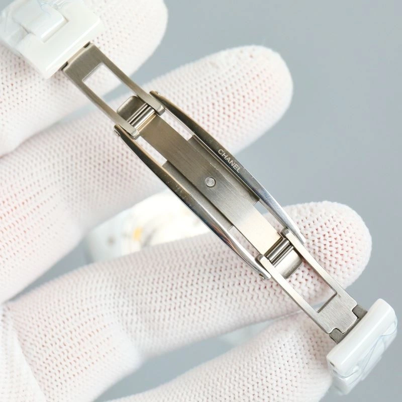 FreshLook CHANEL Watches 181324