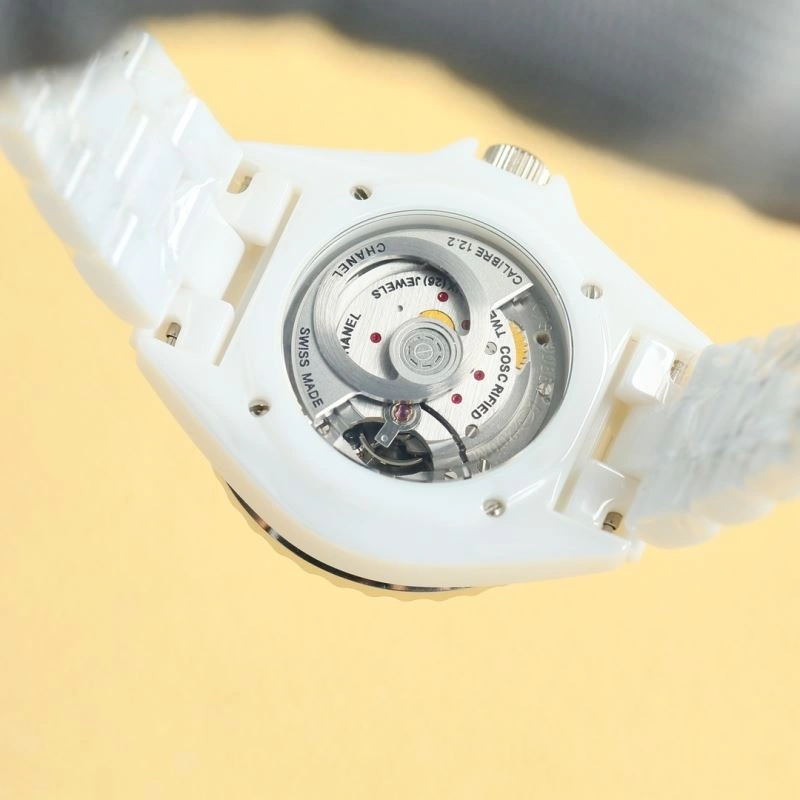 Neat CHANEL Watches 181310