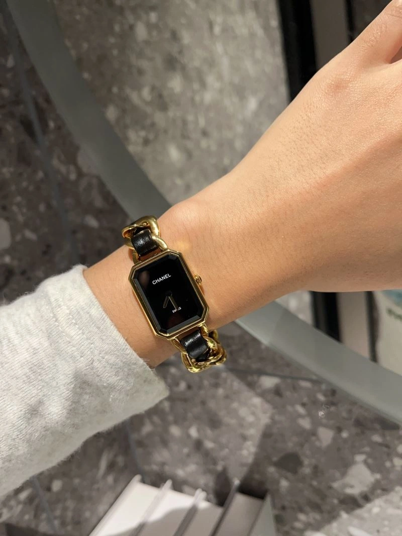 CHANEL Watches Sporty 181309