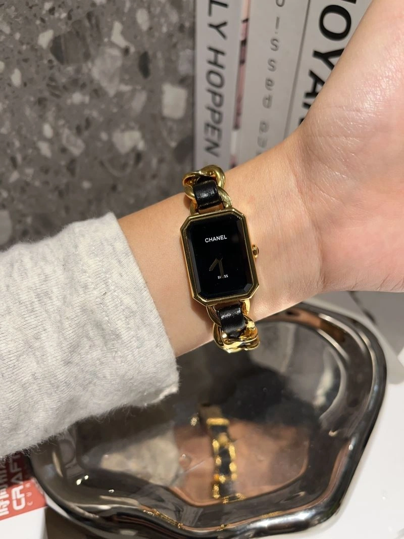 CHANEL Watches Sporty 181309