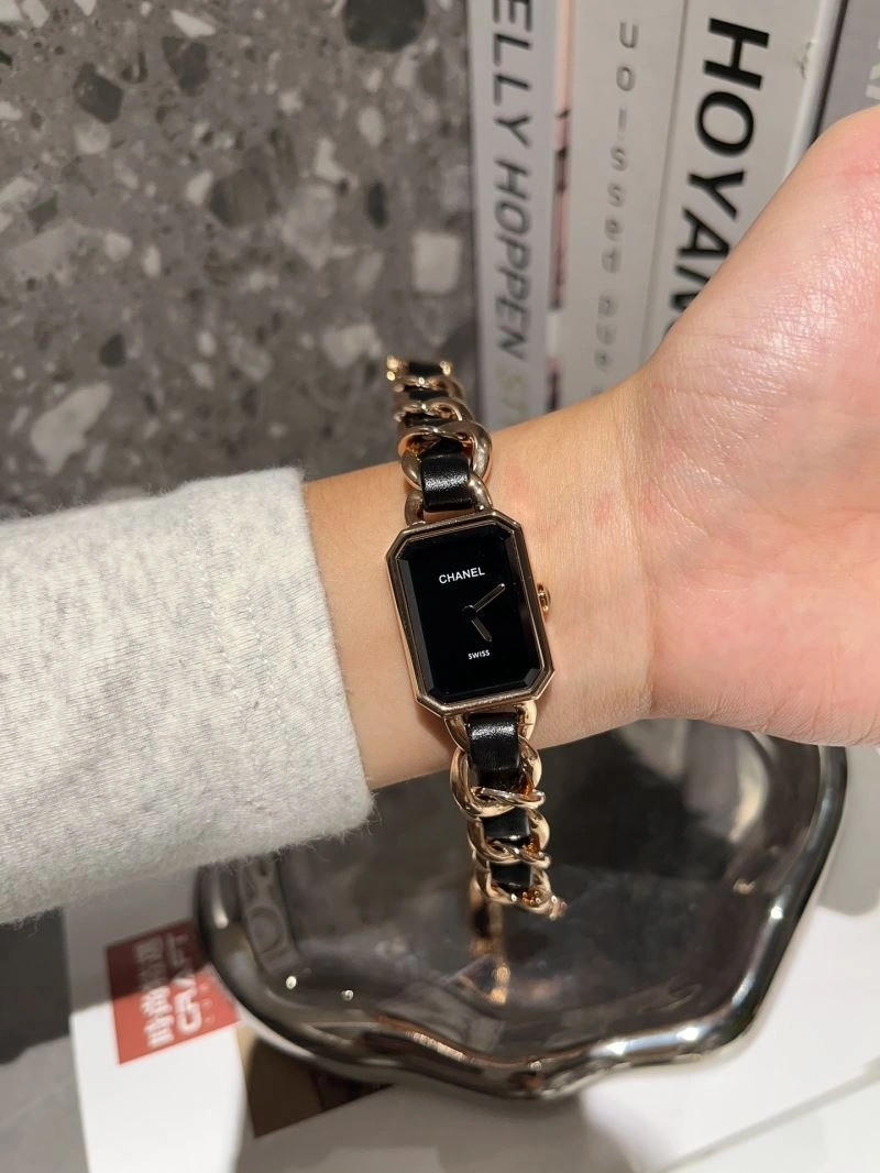 SunProtective CHANEL Watches 181308