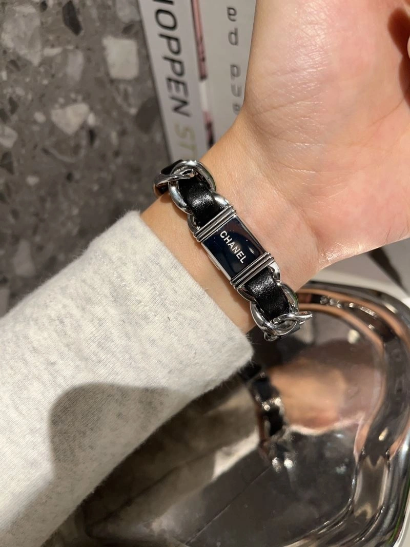WellDesigned CHANEL Watches 181307