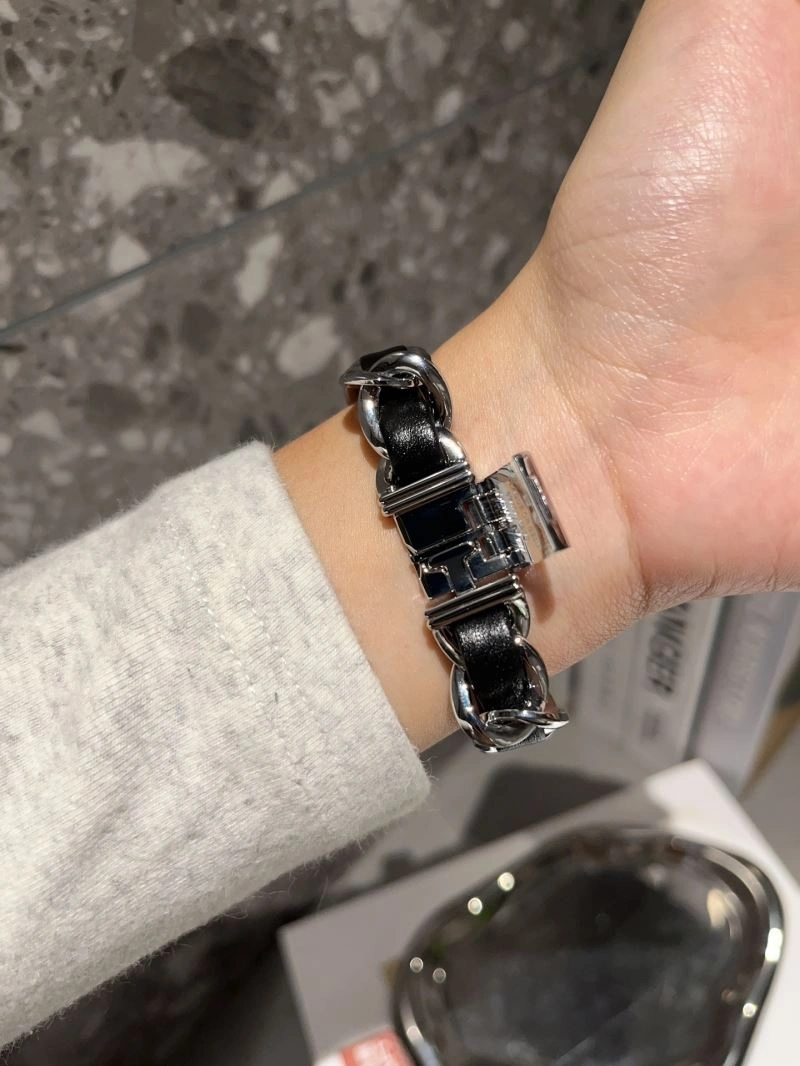 WellDesigned CHANEL Watches 181307