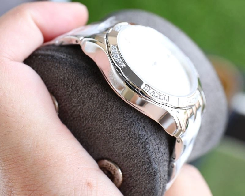 GoodFit CHANEL Watches 181295