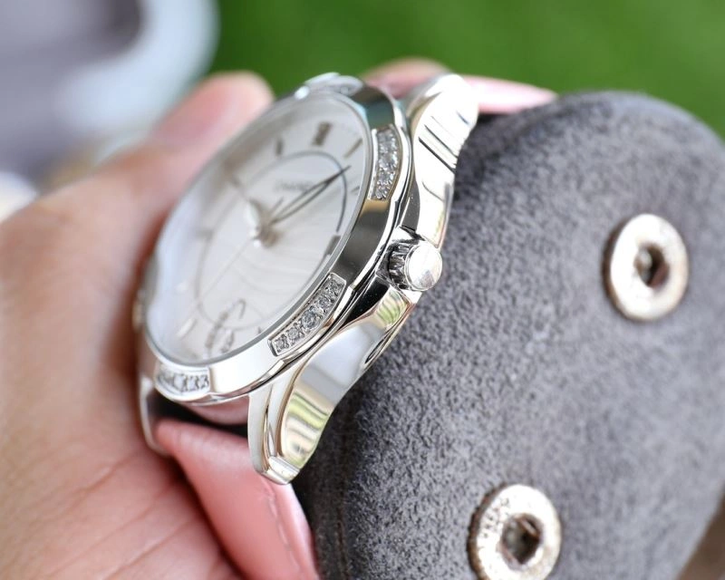 UrbanStyle CHANEL Watches 181297