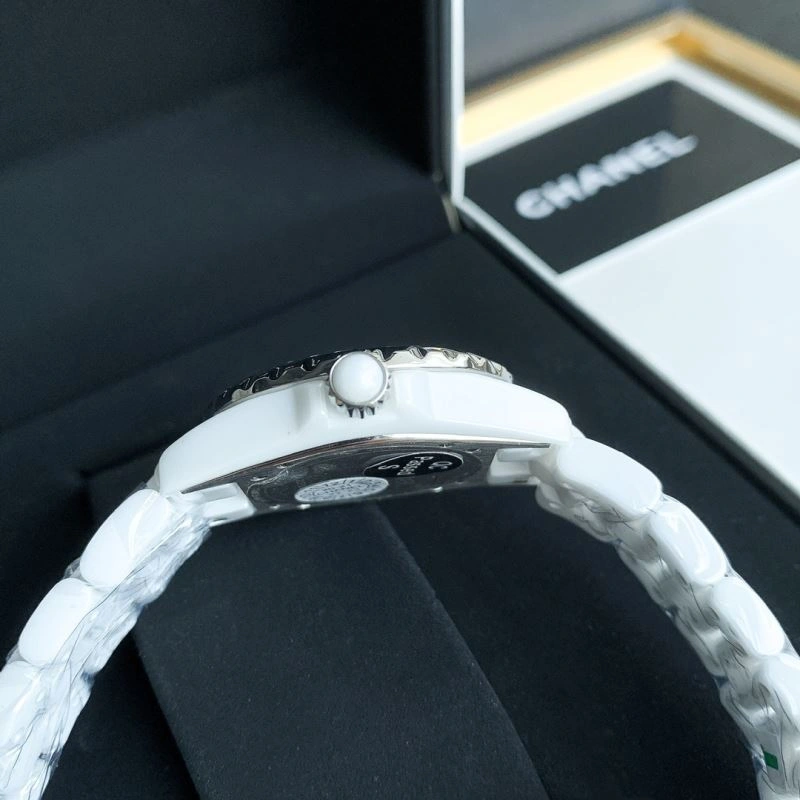 CHANEL Watches EyeCatching 181282