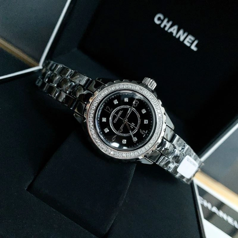 Soft CHANEL Watches 181275