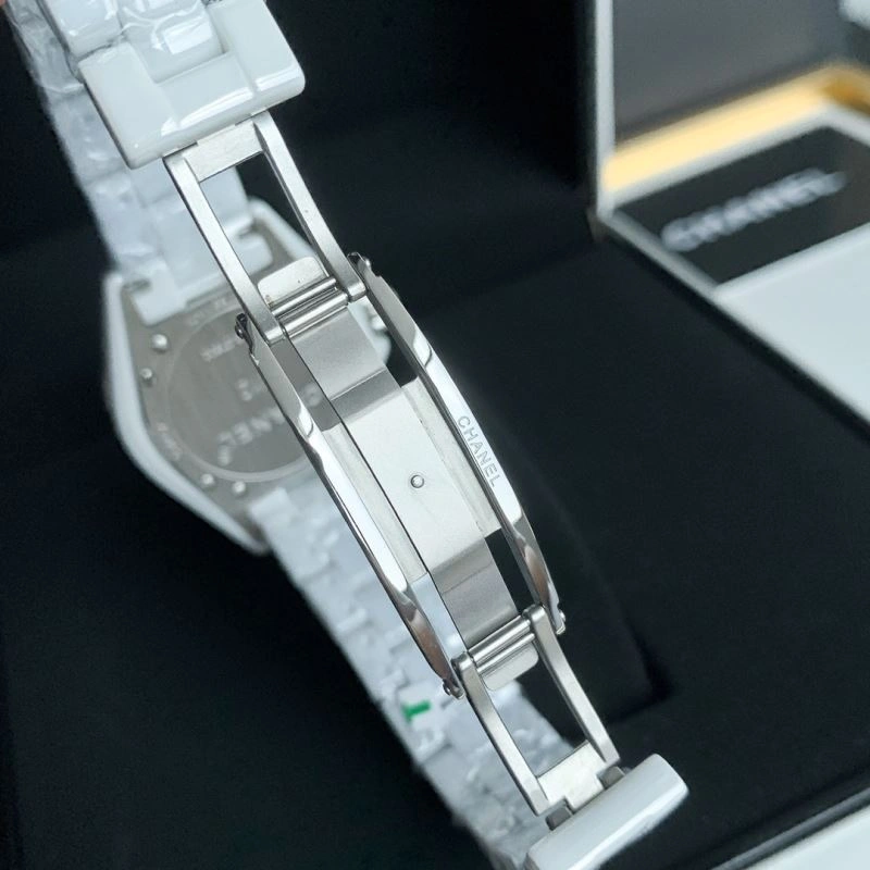 WaterResistant CHANEL Watches 181290