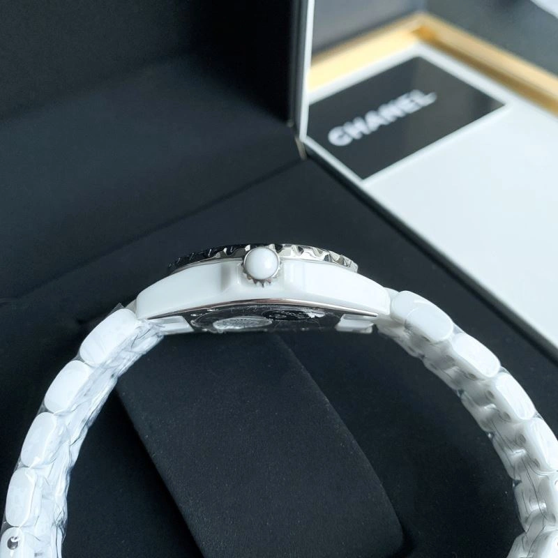Timeless CHANEL Watches 181296