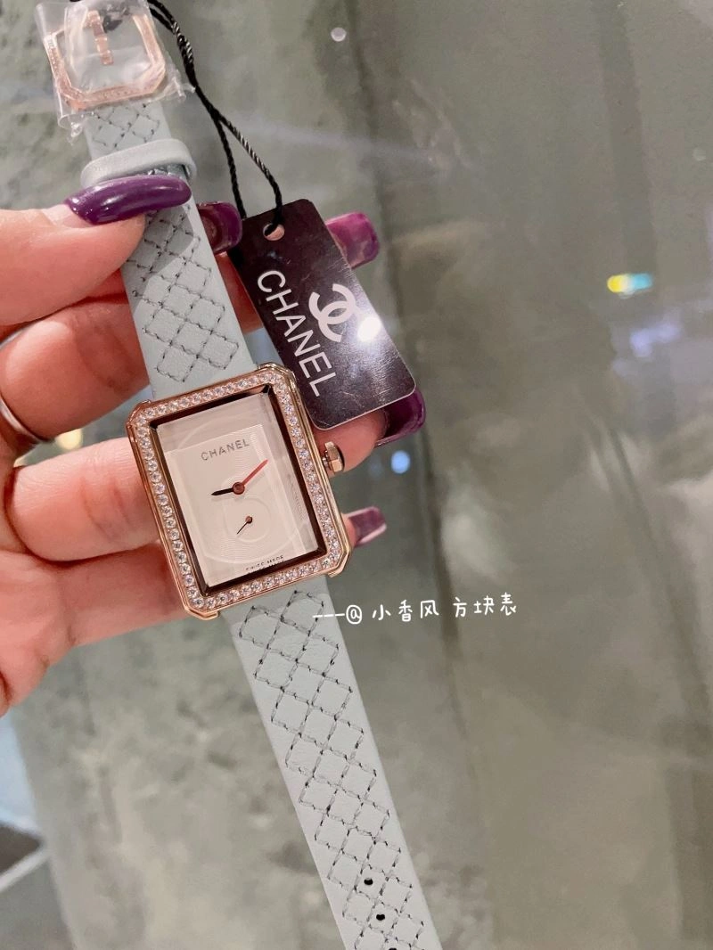 Contemporary CHANEL Watches 181277