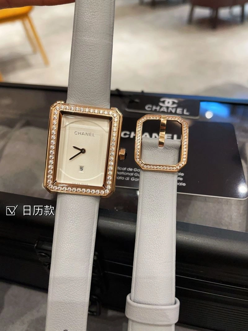 CHANEL Watches Comfortable 181276
