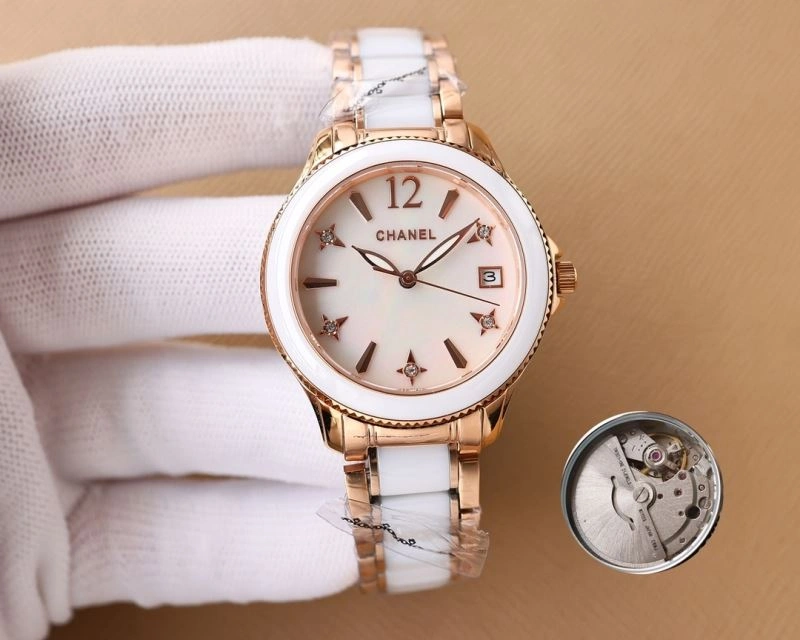 Sporty CHANEL Watches 181257