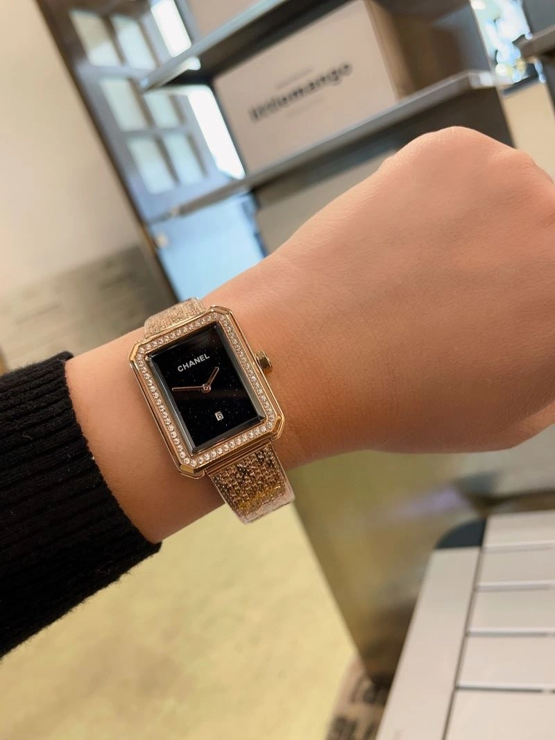 Attractive CHANEL Watches 181247