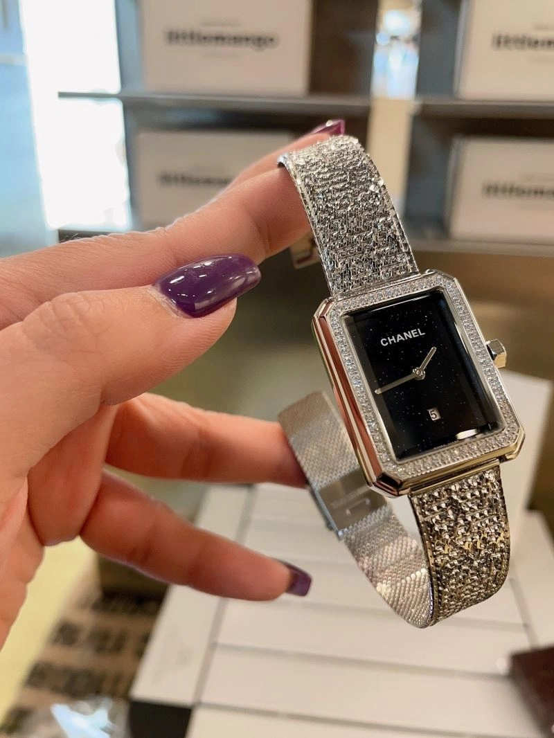 Attractive CHANEL Watches 181247