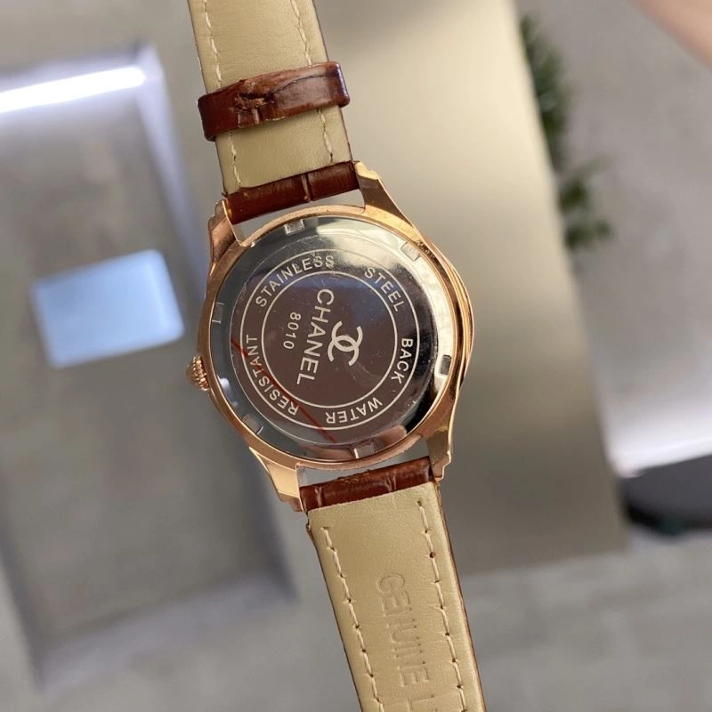 Minimalist CHANEL Watches 181260