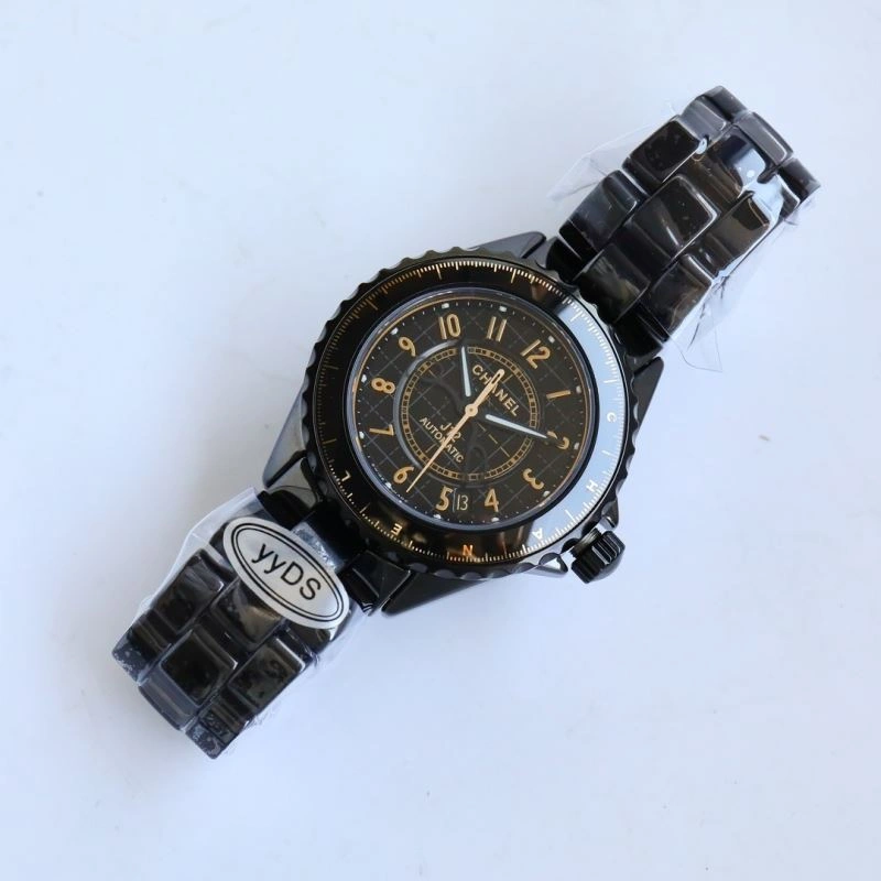Contemporary CHANEL Watches 181253