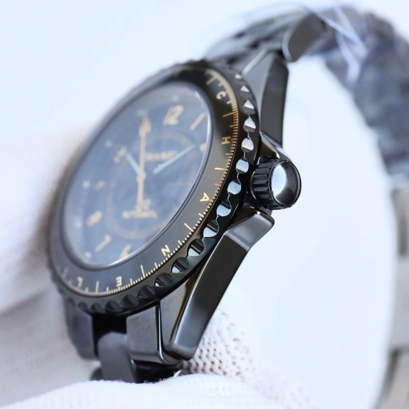 Contemporary CHANEL Watches 181253