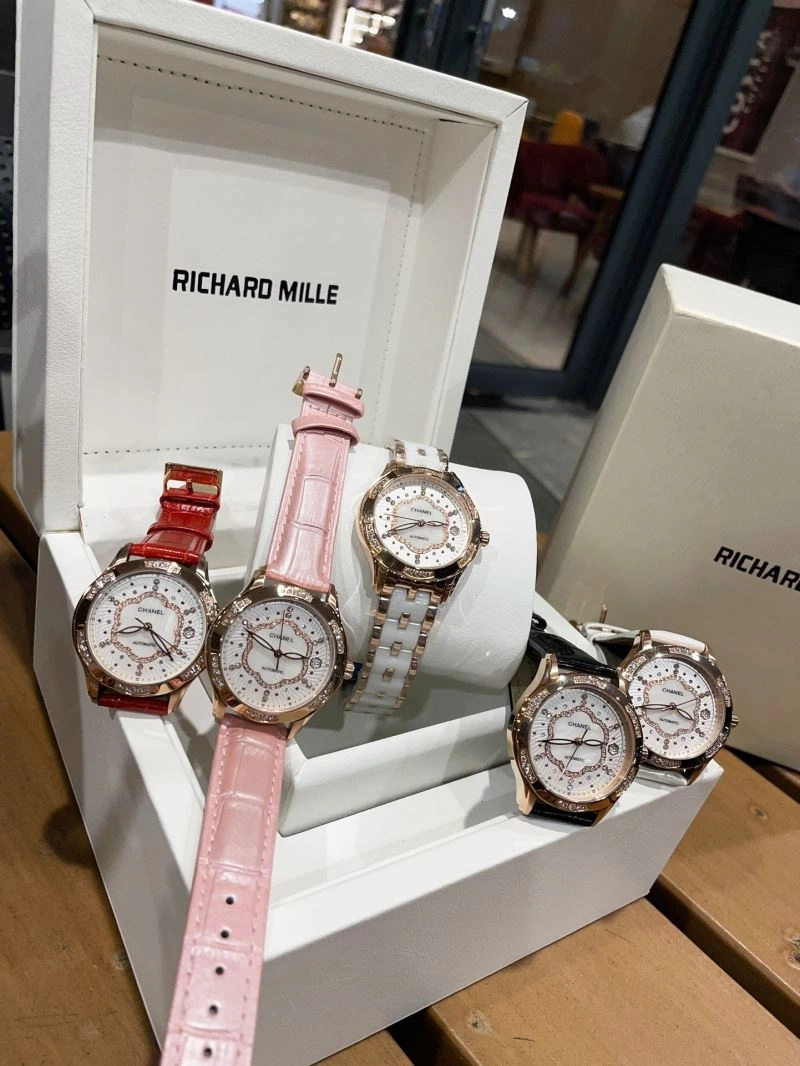 CHANEL Watches Durable 181261