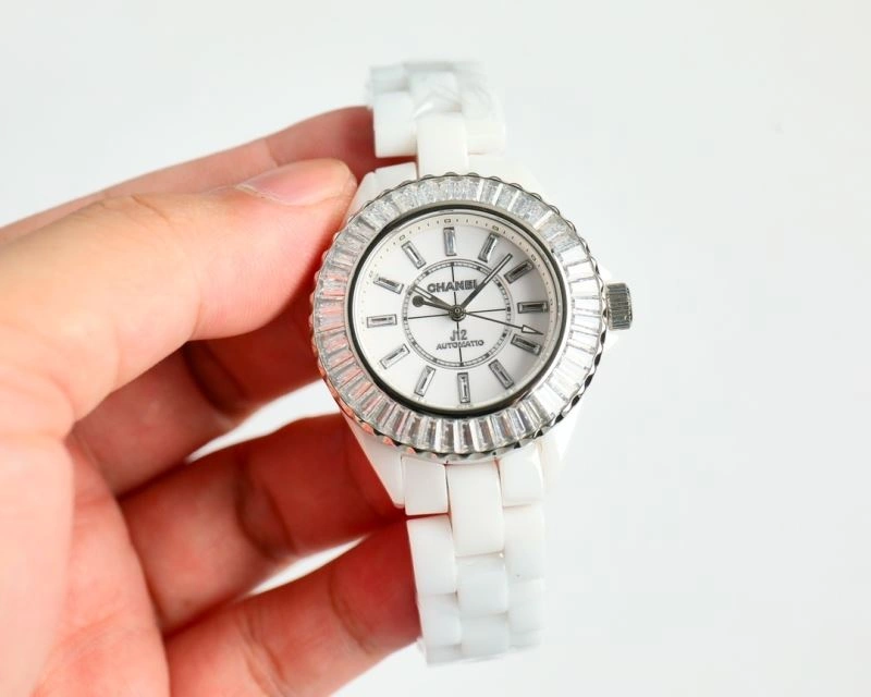 WellDesigned CHANEL Watches 181238
