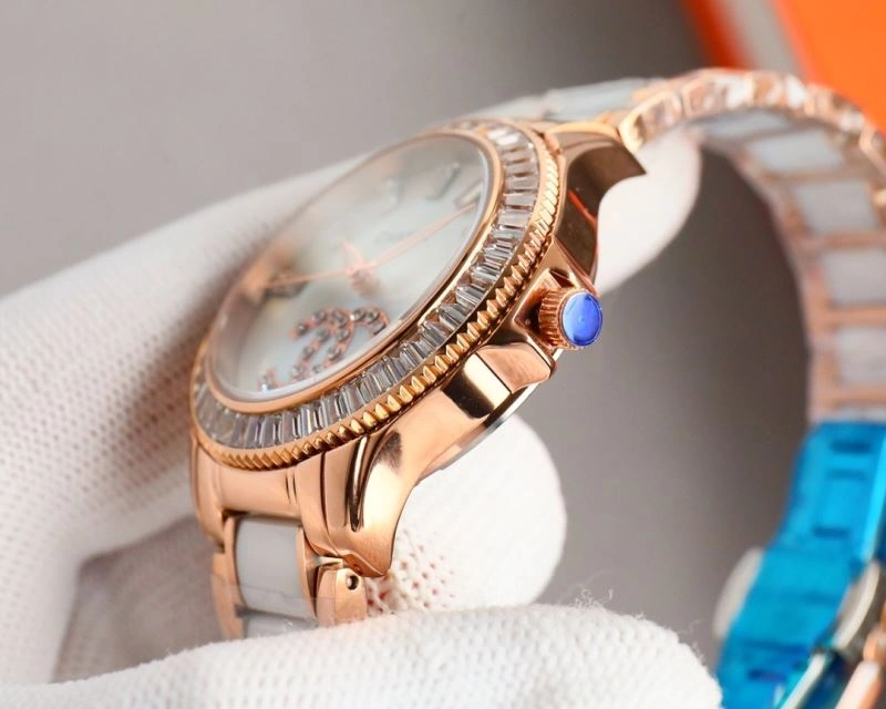 Bright CHANEL Watches 181243