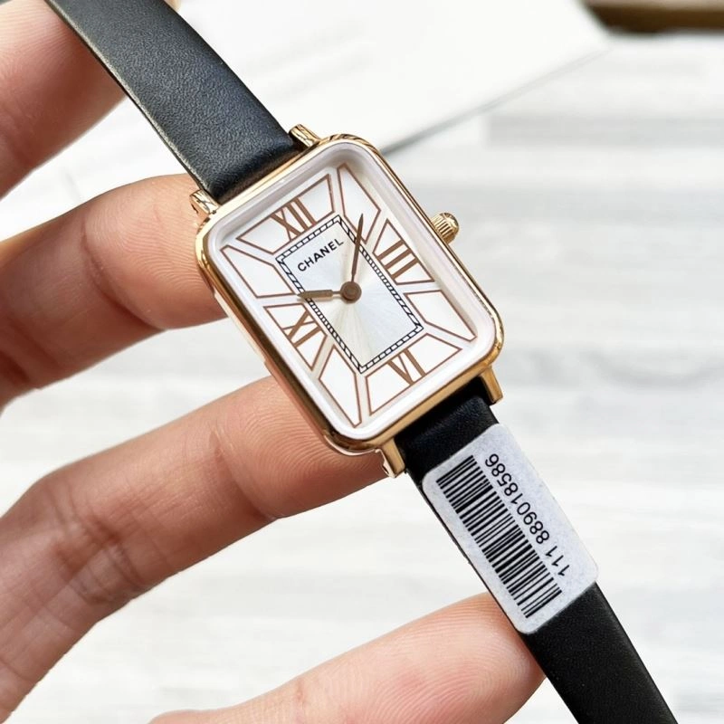 WellDesigned CHANEL Watches 181232