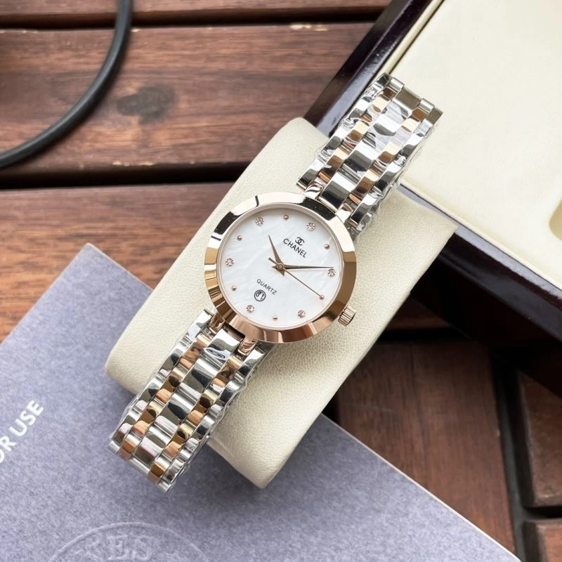 Sleek CHANEL Watches 181228