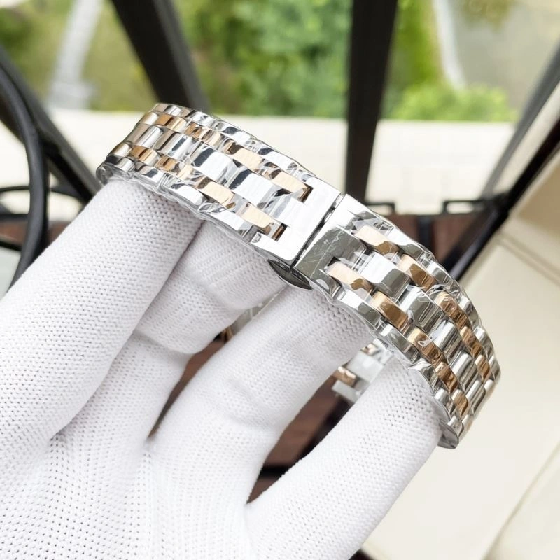 Sleek CHANEL Watches 181228