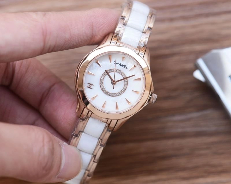 Thermal CHANEL Watches 181226