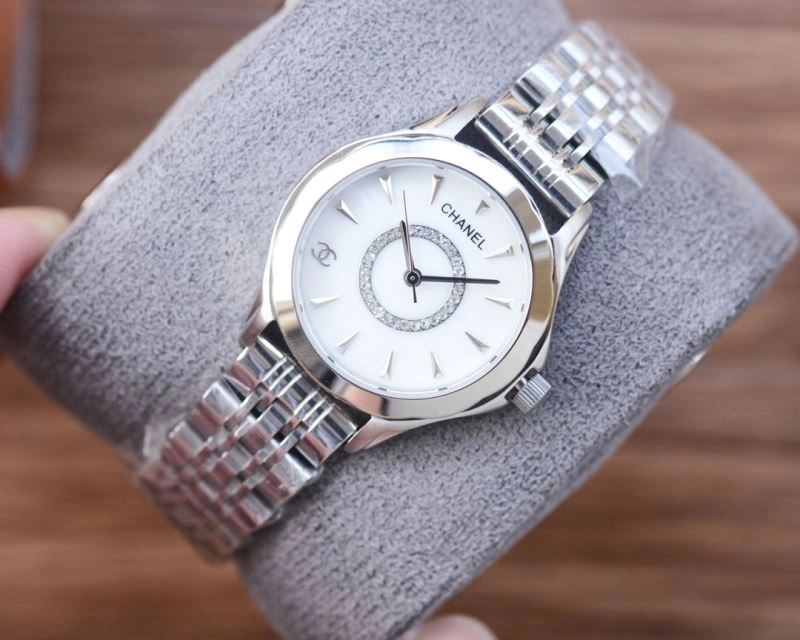Thermal CHANEL Watches 181226