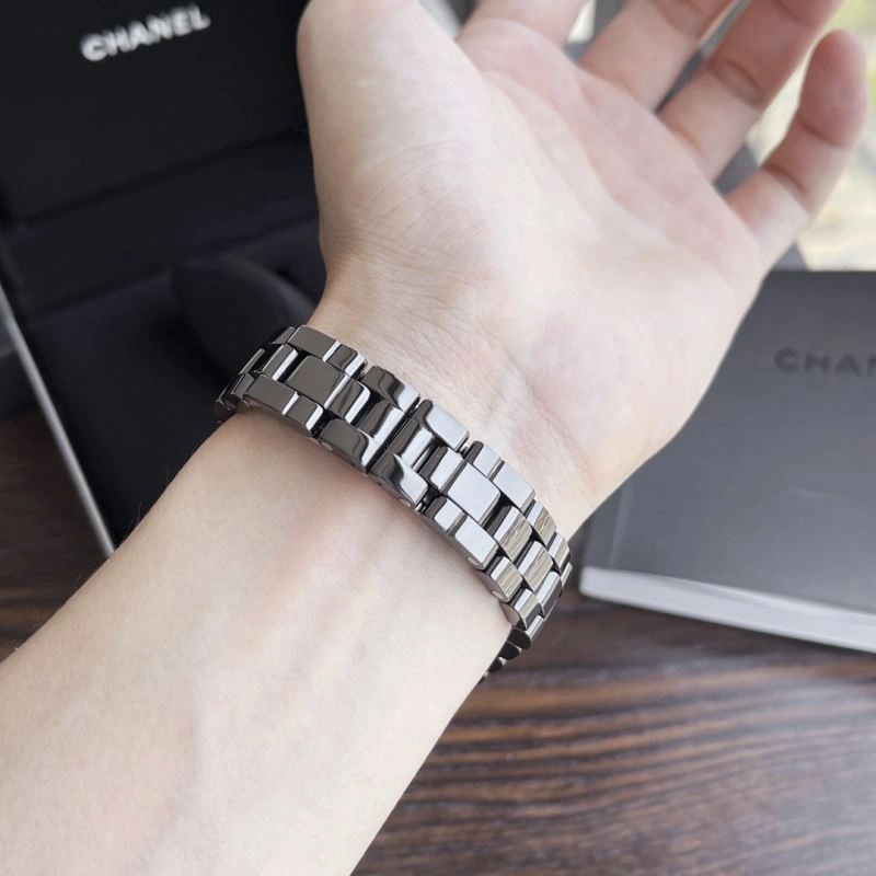 ZeroBulk CHANEL Watches 181223