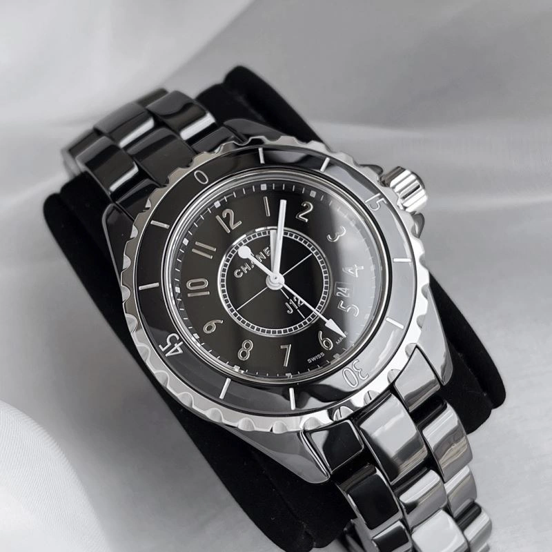 CHANEL Watches ModernLook 181200