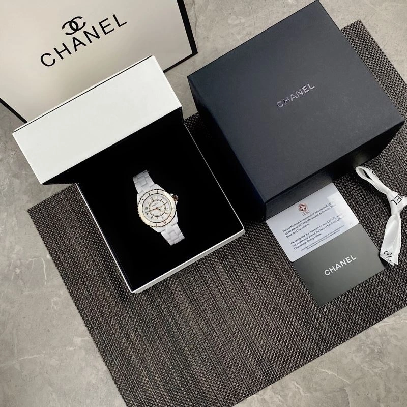 Tailored CHANEL Watches 181196