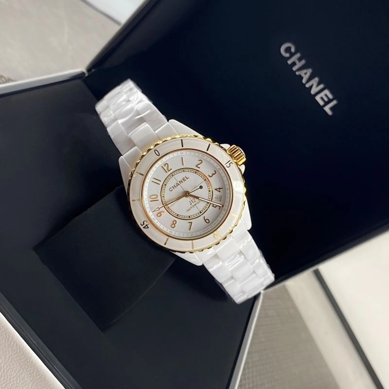 Tailored CHANEL Watches 181196