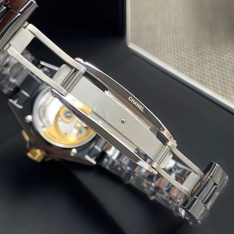 Durable CHANEL Watches 181194