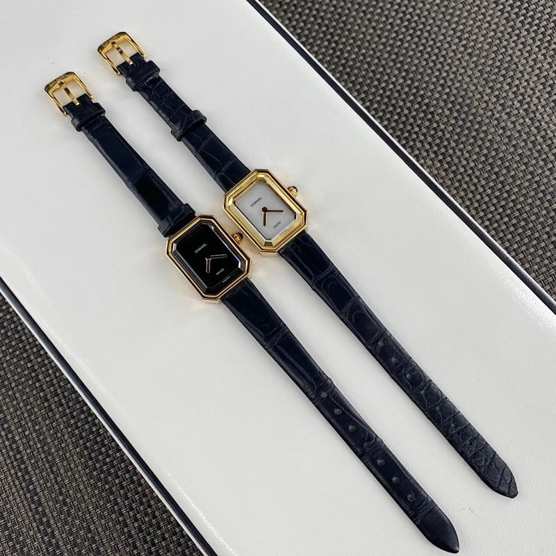 CHANEL Watches Colorful 181198