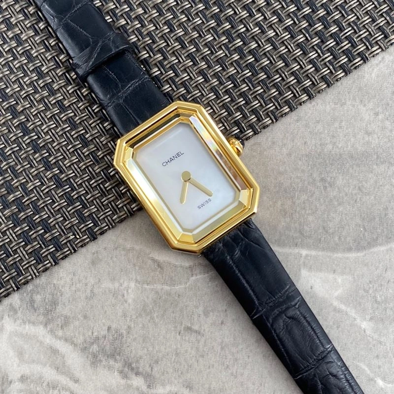 CHANEL Watches Colorful 181198