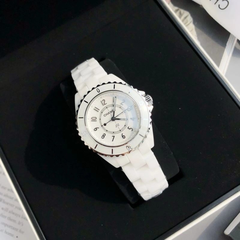 Colorful CHANEL Watches 181213