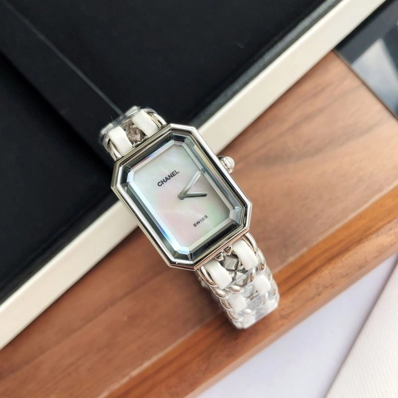 ModernLook CHANEL Watches 181203